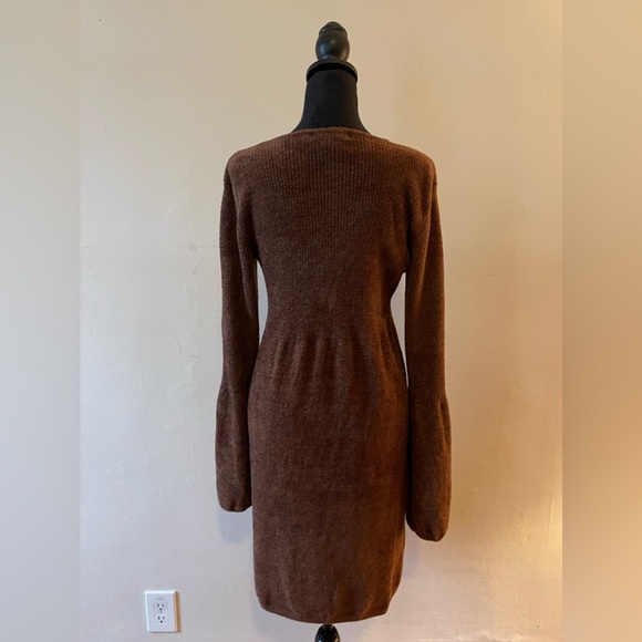 Newport News Brown/Metallic Thread Sweater Dress, Soft plush, size med - Picture 3 of 7